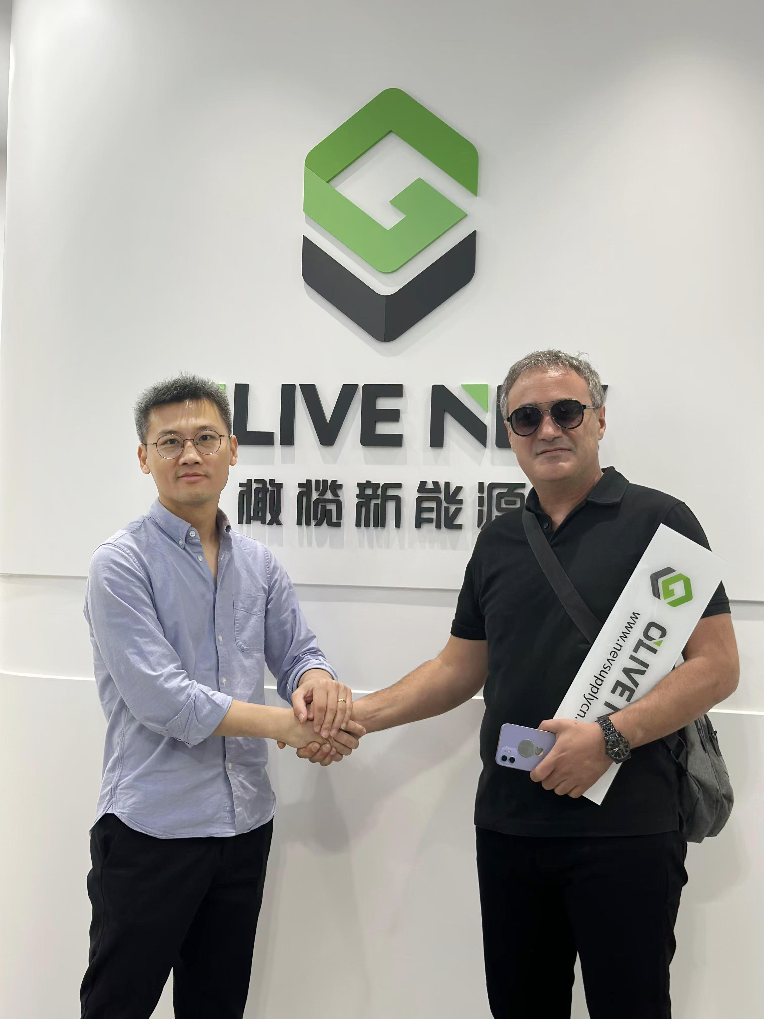 Photos with customer - 4
